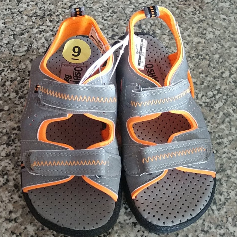 Oshkosh Boys sandals